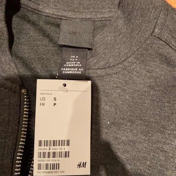 H&M cardigan with zipper - Picture 2 of 2